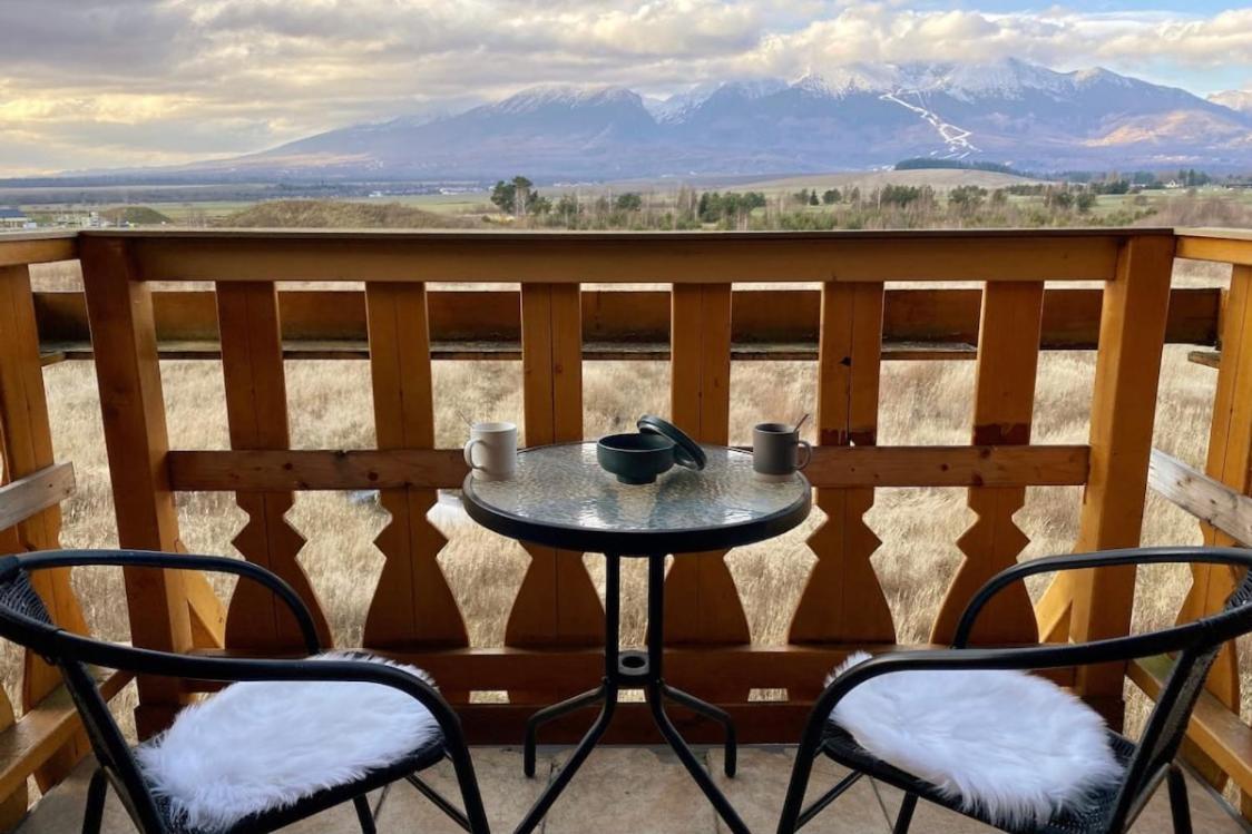 With Beautiful View Of High Tatras Apartment Vel'ka Lomnica